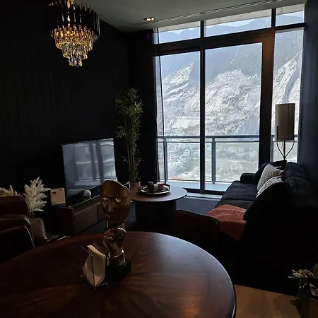 A 7 Minutos De San Pedro Lujoso Penthouse Apartment